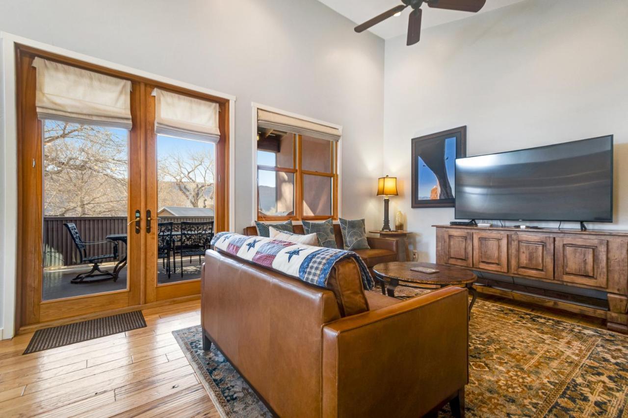 Апартаменты Moab Springs Ranch 7 Экстерьер фото