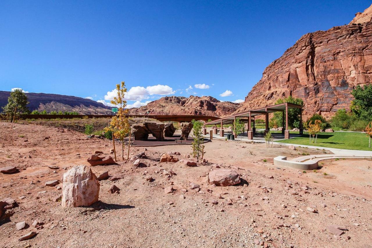 Апартаменты Moab Springs Ranch 7 Экстерьер фото